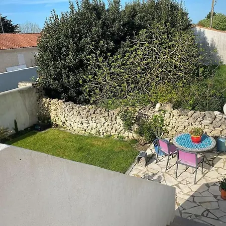 Maison De Famille Ile De Re 3 Etoiles *