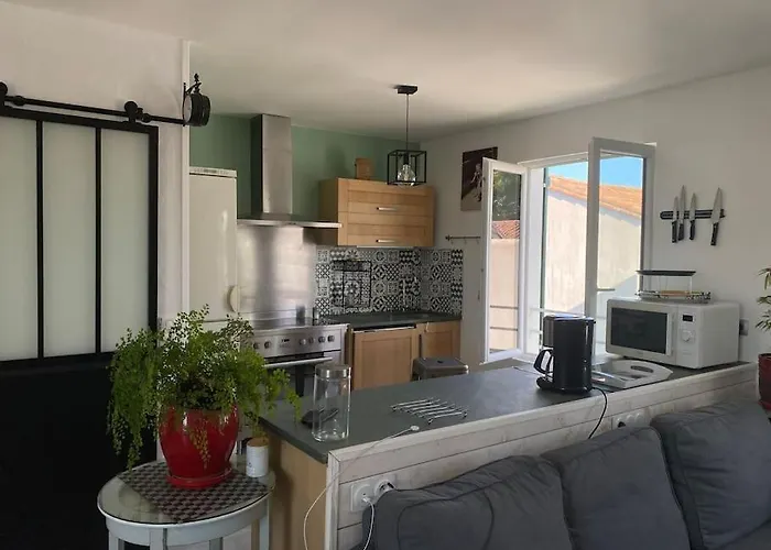 Сasa de vacaciones Maison De Famille Ile De Ré 3 étoiles *